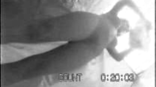 Anal avec pornohd gratuit une salope russe.