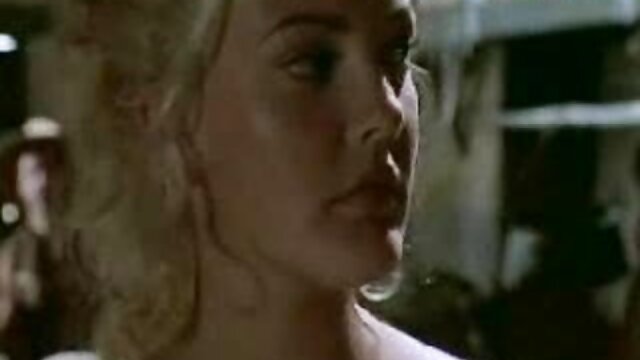 Baise avec une prostituée avec video x gratuit hd une chatte rouge.