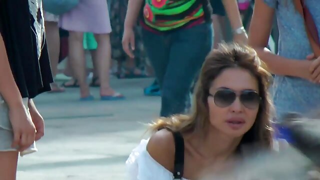 Réveillez-vous avec un cunnilingus. filme porno online gratuite