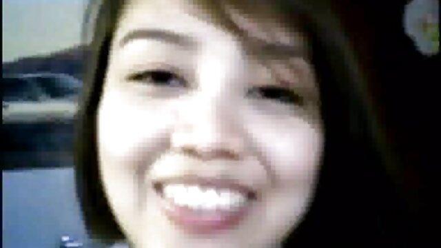 Un excellent élève et une fille timide sont donnés filmporno streming au mec.