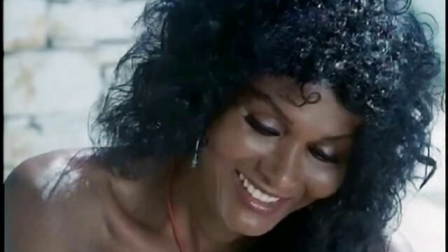 Les stars ont video hd femme nue une énorme orgie.