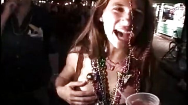 A abusé d'une belle jeune film sex gratuit hd femme asiatique.