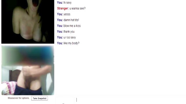 La blonde saute sur film x gratuit hd la bite.