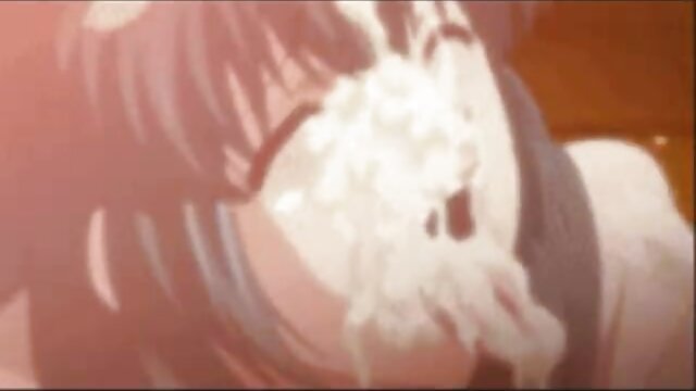 Le père a brûlé, video sexe hd gratuit alors que le fils baise deux génisses.