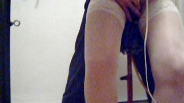 La belle-mère fait filmporno streming une jeune femme Cooney.